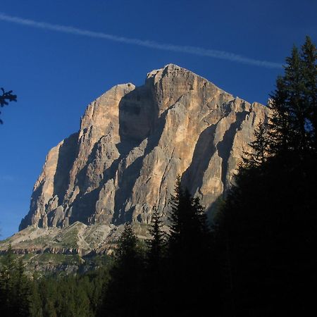 Ciasa Vervei Cortina d'Ampezzo Bagian luar foto