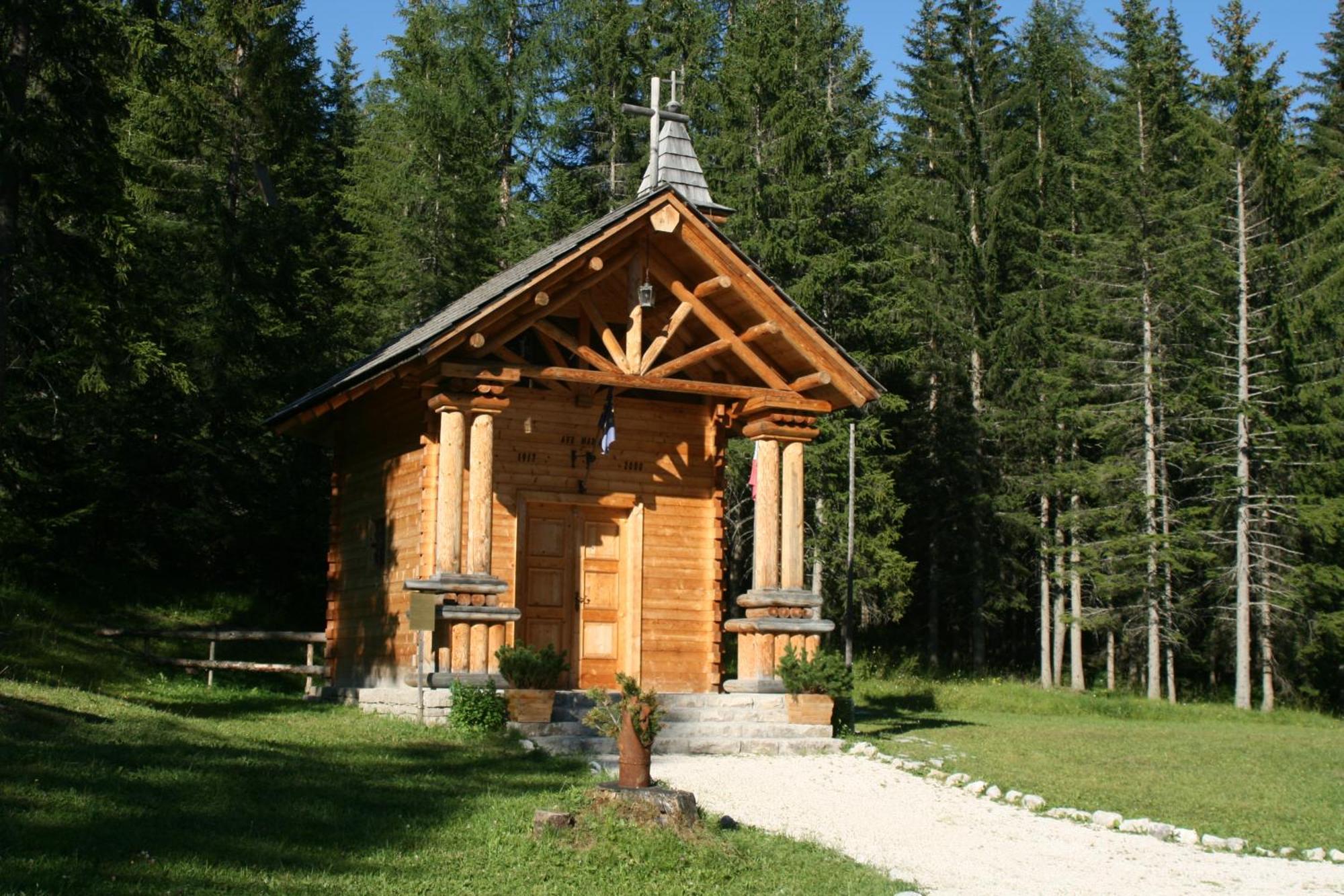 Ciasa Vervei Cortina d'Ampezzo Bagian luar foto