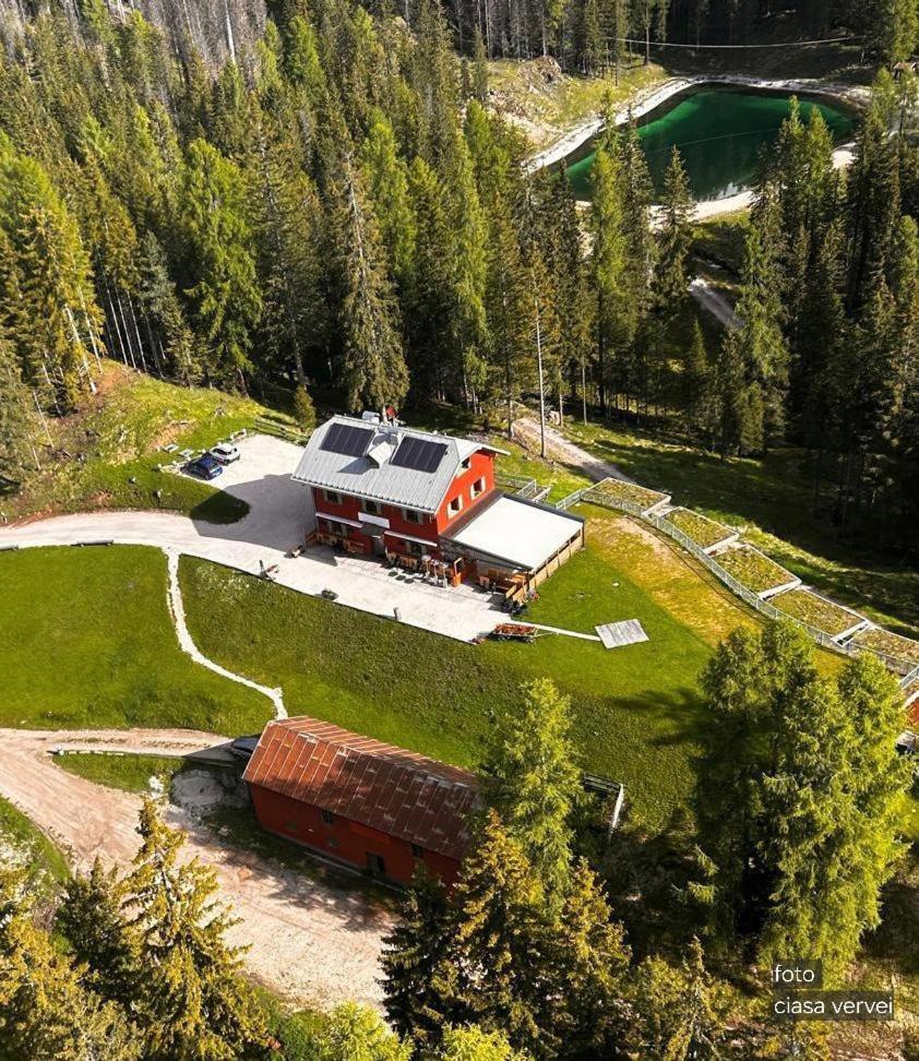 Ciasa Vervei Cortina d'Ampezzo Bagian luar foto